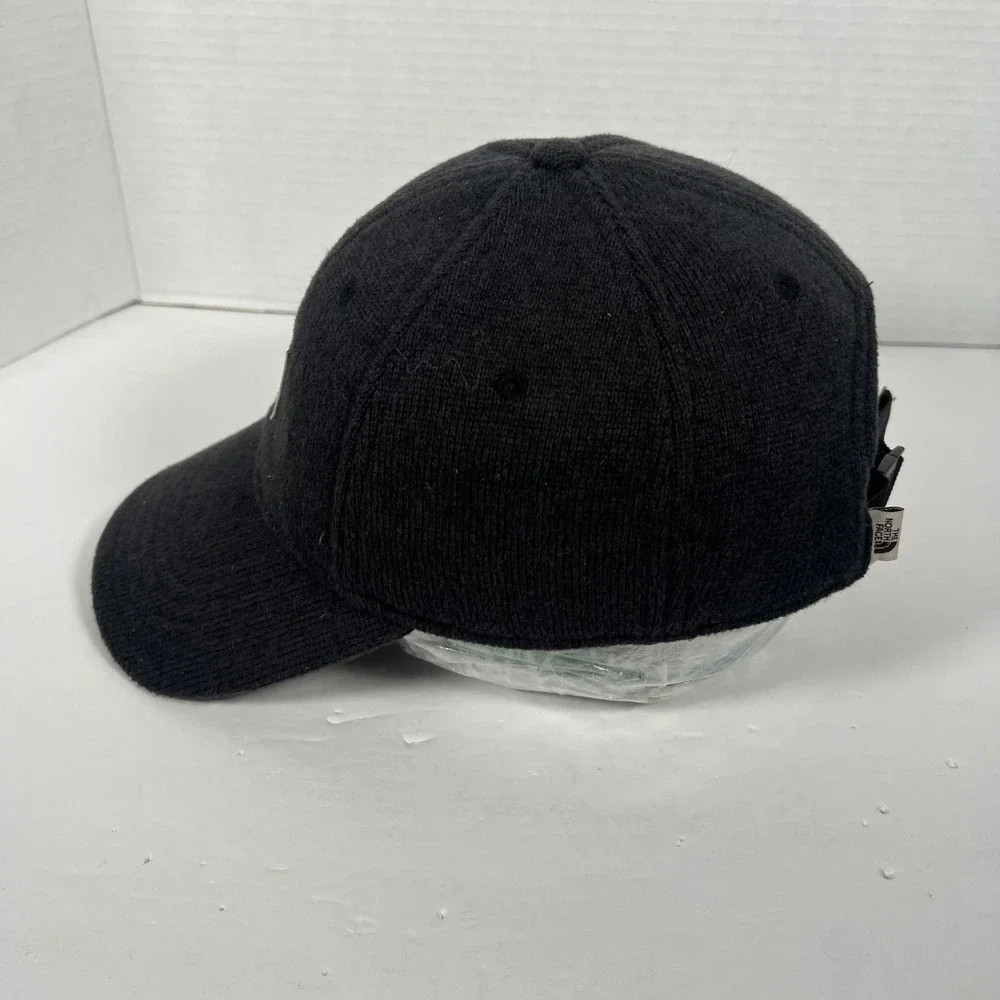 The North Face Mens Womens Black Knit Fleece Lined Adjustable Strapback Hat‎ Cap